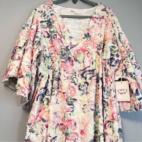 BNCI Skydancer Bohemian Embroidered Dress size L Flared Sleeves NWT - Picture 3 of 10
